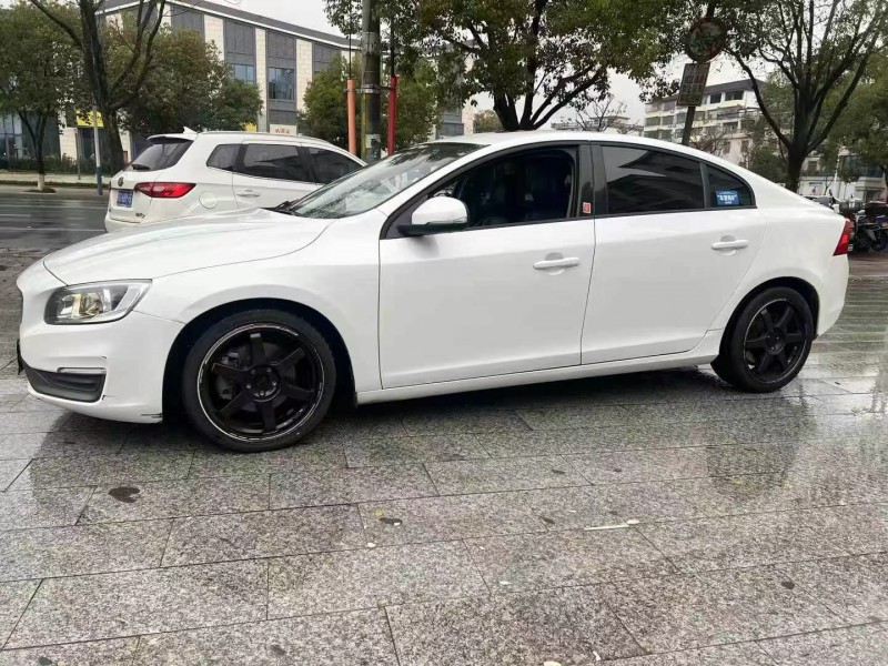 景德鎮17年沃爾沃S60L3