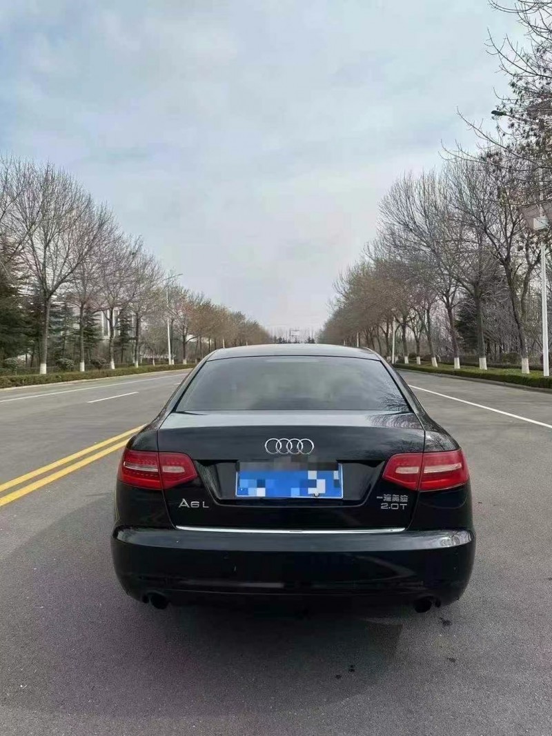 济宁12年奥迪A6L9