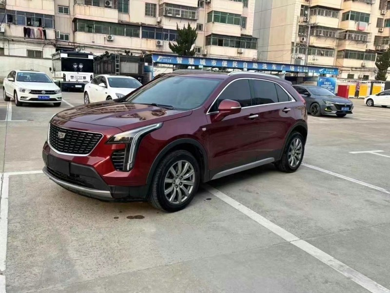 阜陽19年凱迪拉克XT42
