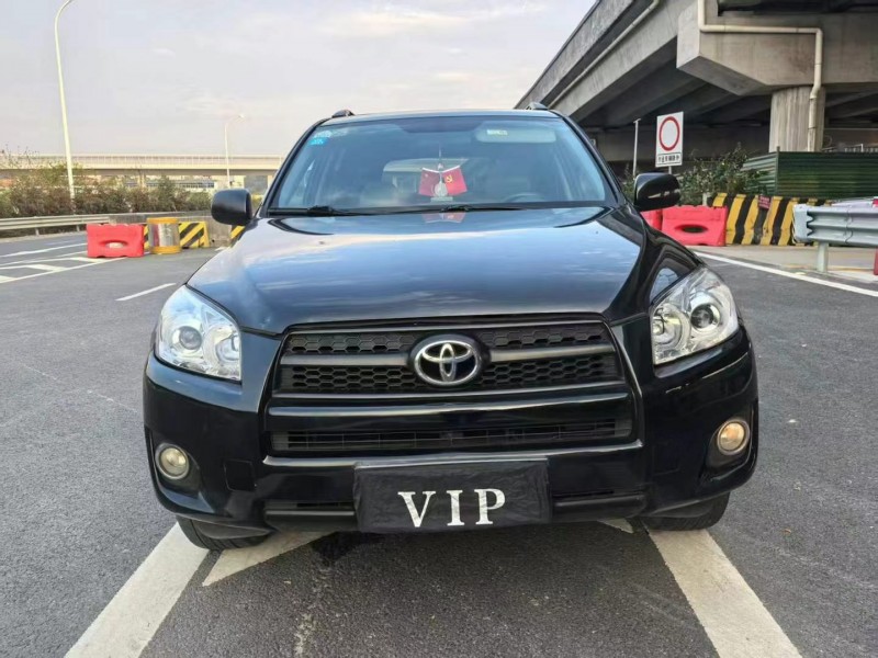 广州10年丰田RAV41