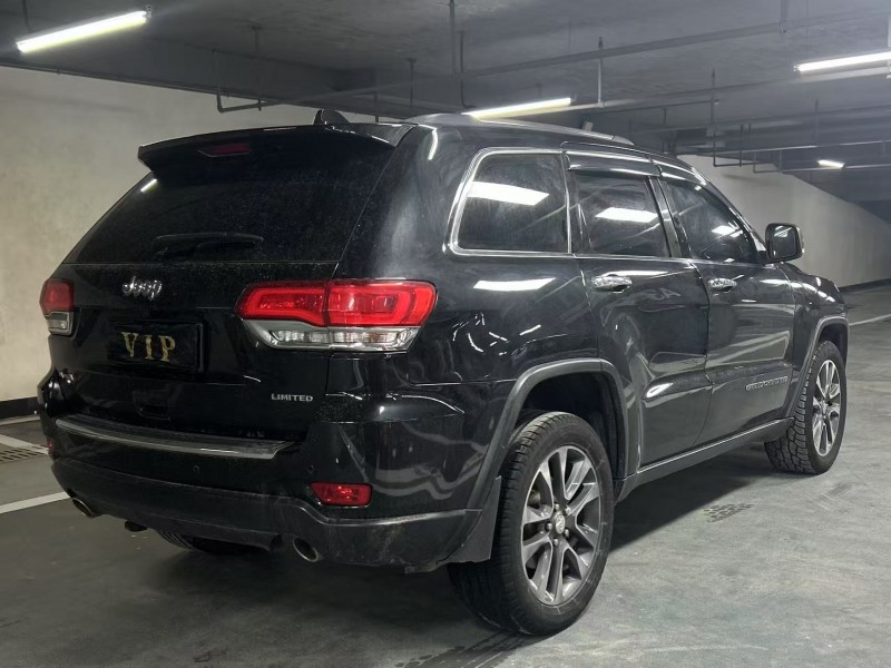 重慶18年Jeep大切諾基7