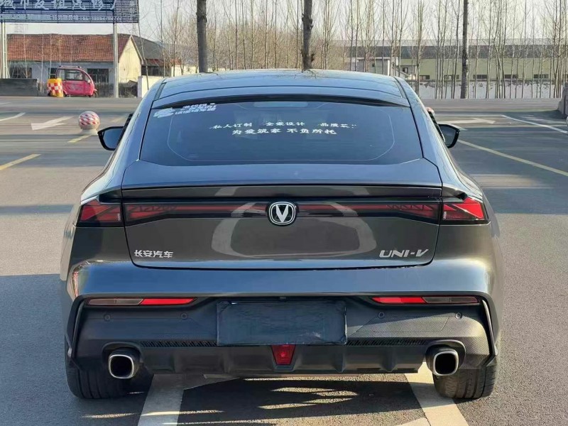 枣庄22年长安汽车UNI9