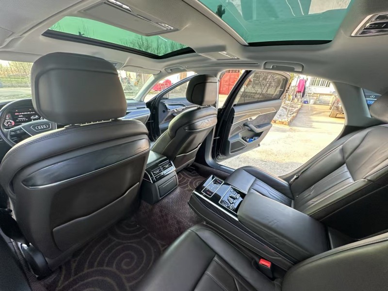 徐州19年奥迪A8L5