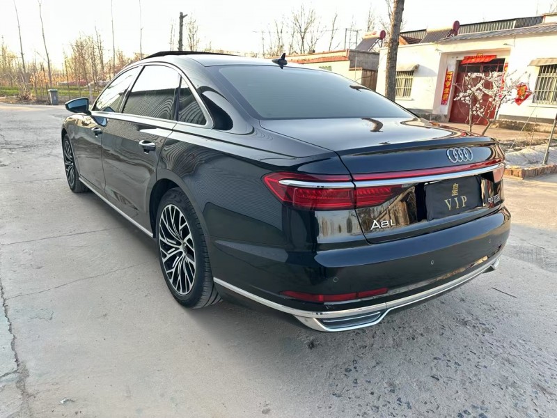徐州19年奥迪A8L8