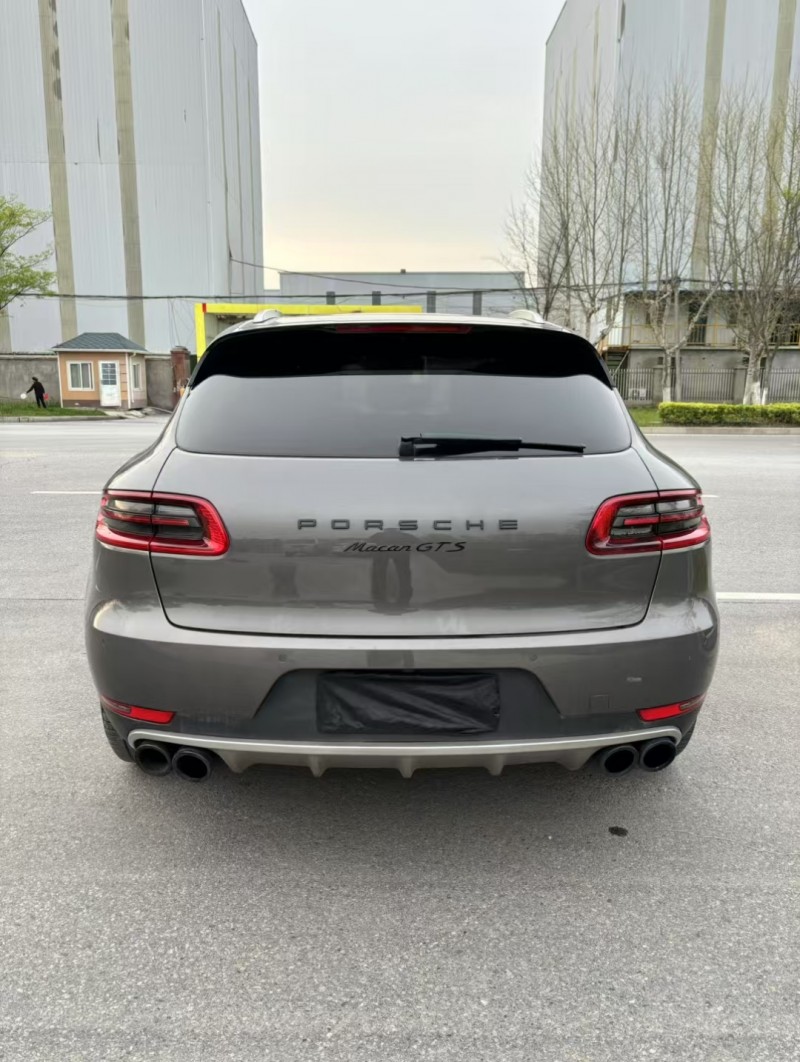 宿遷16年保時捷Macan9
