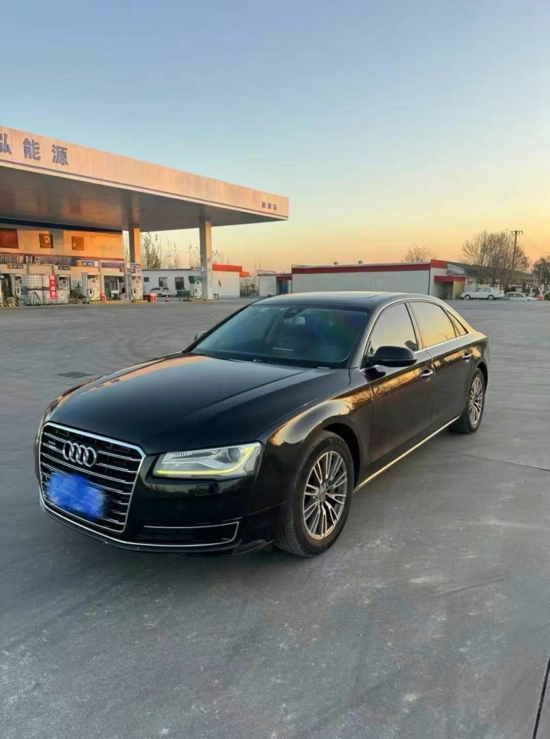 青岛14年奥迪A8L3