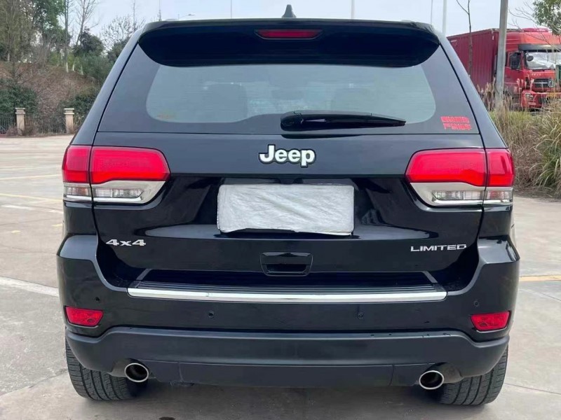 長沙19年Jeep大切諾基9