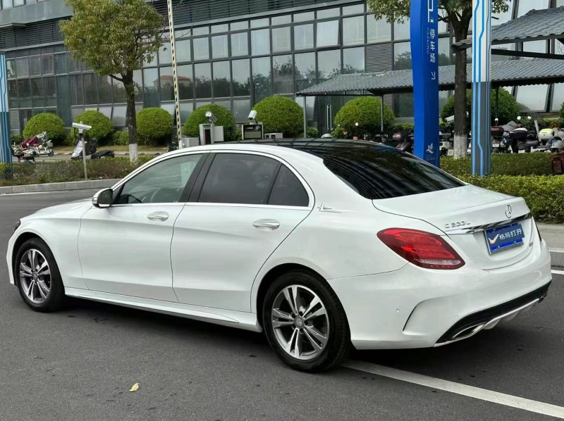 东莞15年奔驰C8