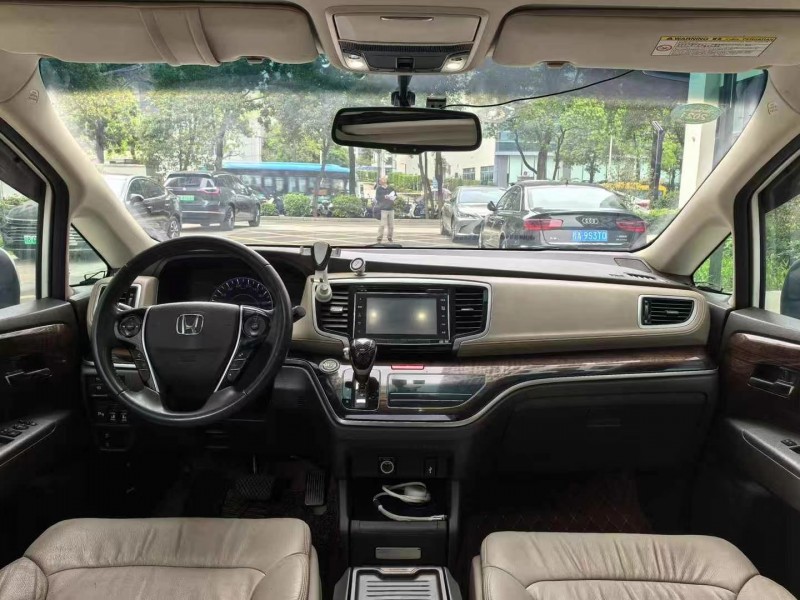 广州16年本田奥德赛3