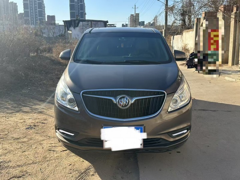 济宁17年别克GL81