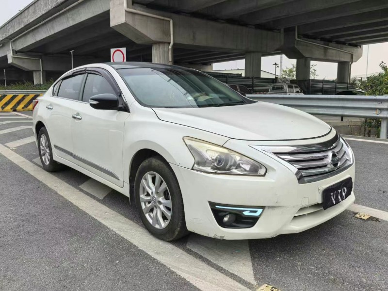 廣州13年日產天籟2