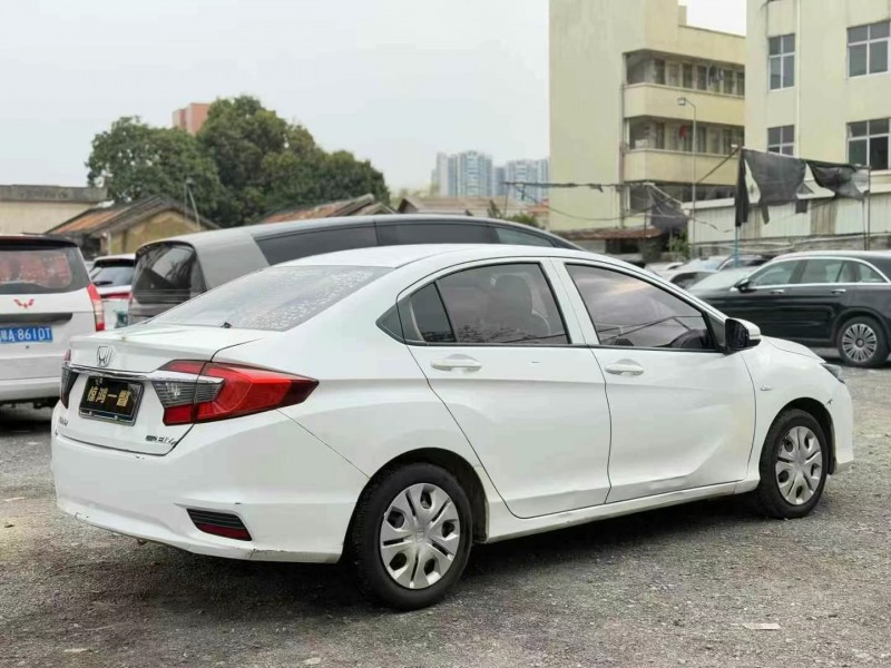 广州19年本田哥瑞8