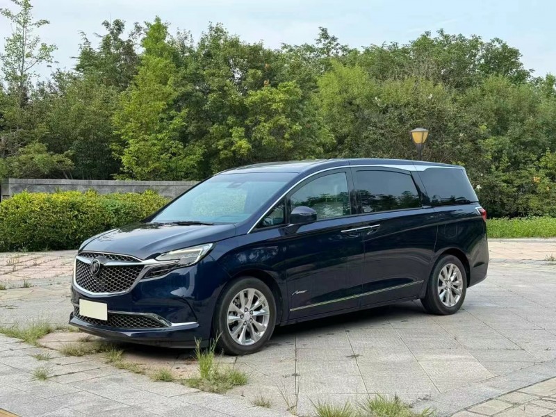 青岛21年别克GL83