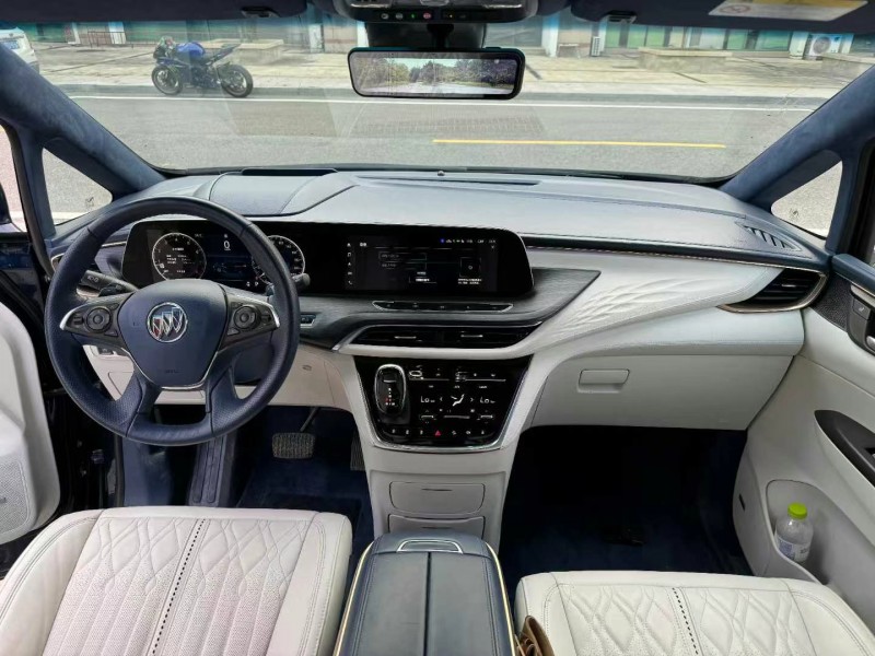 青岛21年别克GL86