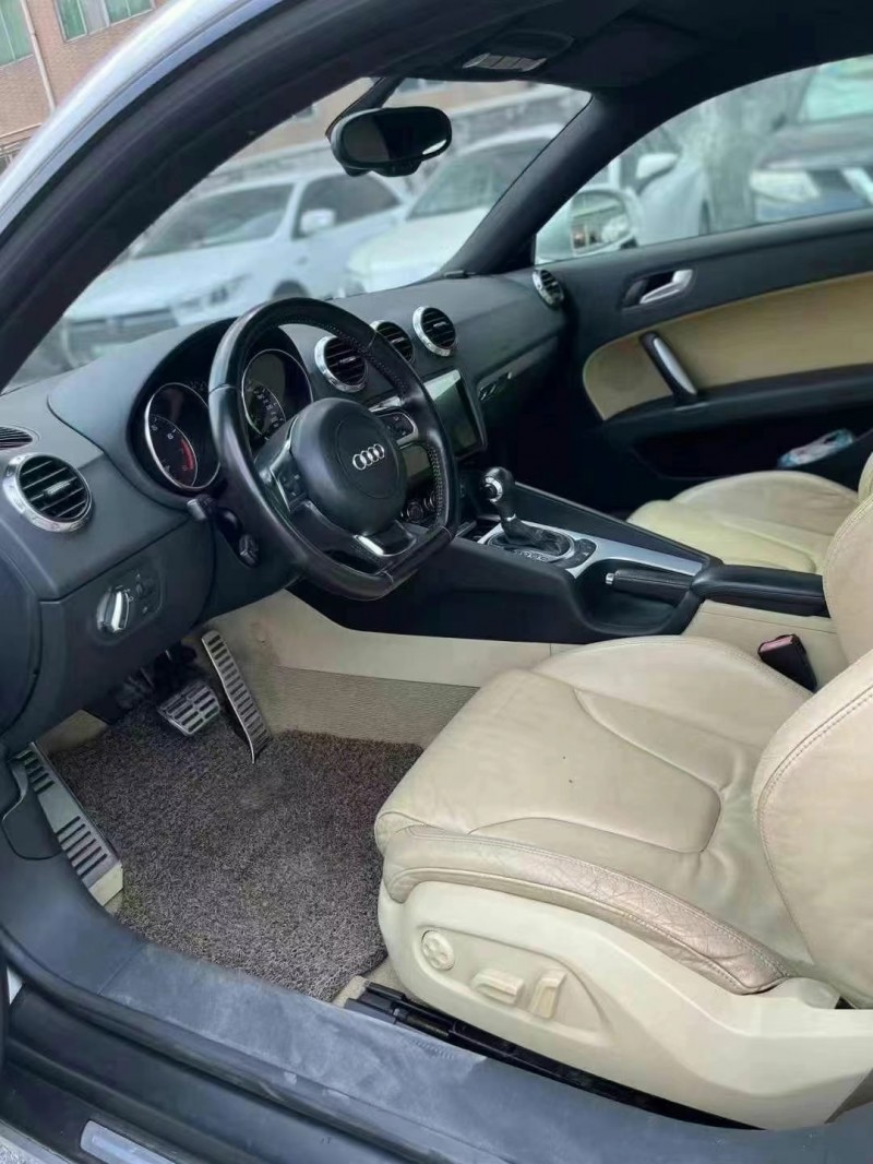 广州09年奥迪TT4