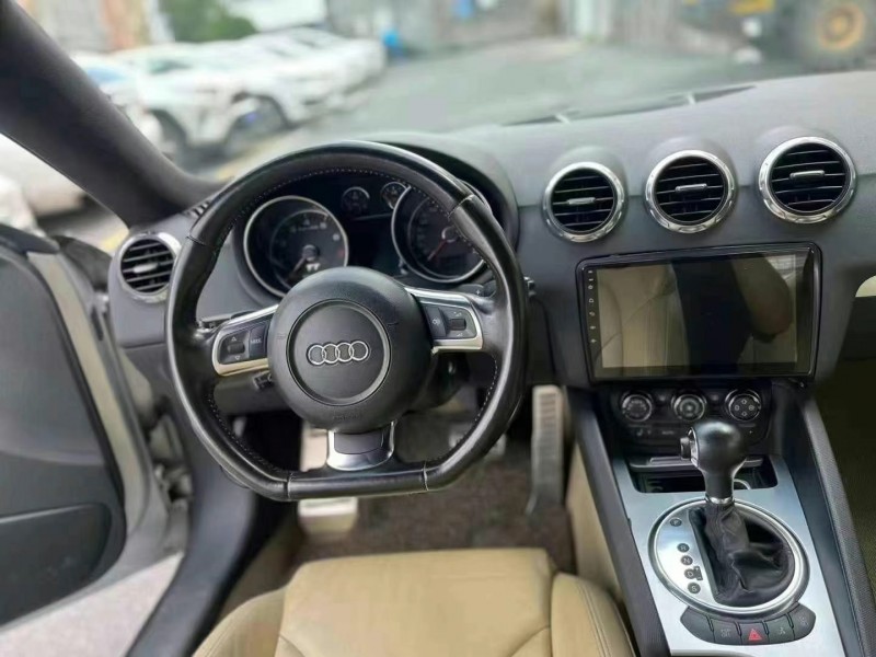 广州09年奥迪TT8