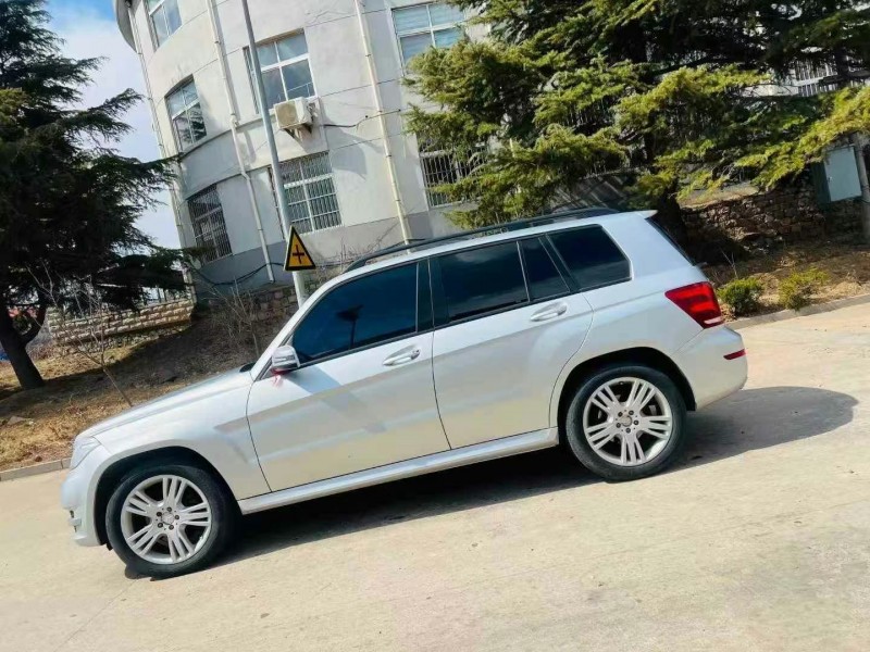 东营13年奔驰GLK3