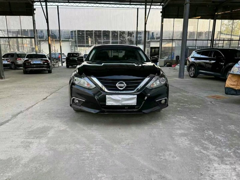 徐州18年日產天籟1