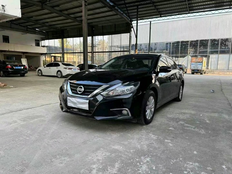徐州18年日產天籟2