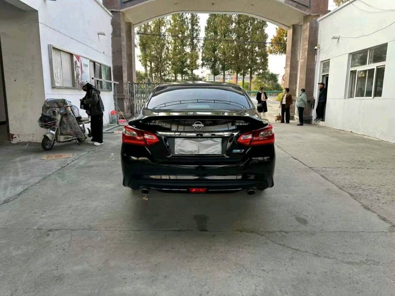 徐州18年日產天籟9