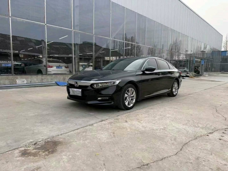 徐州19年本田雅阁2