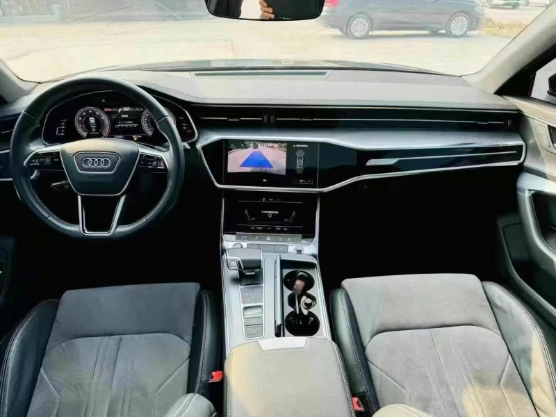 青岛21年奥迪A6L4