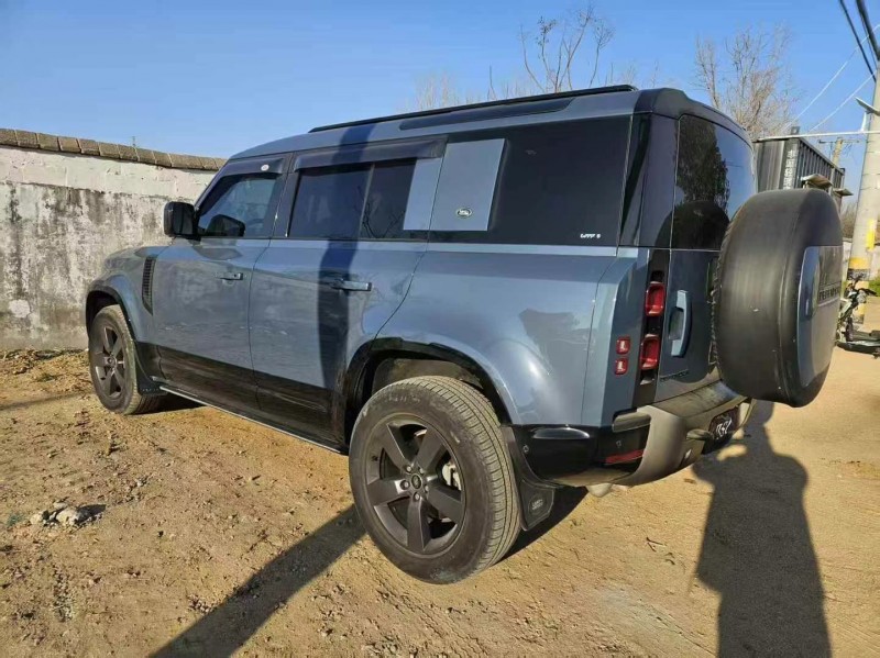 东营21年路虎卫士6