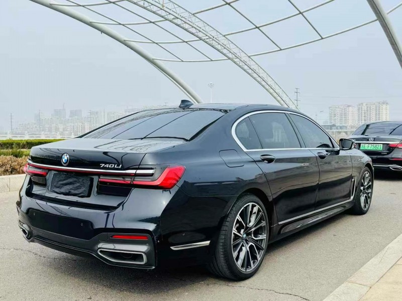 东营22年宝马7系8