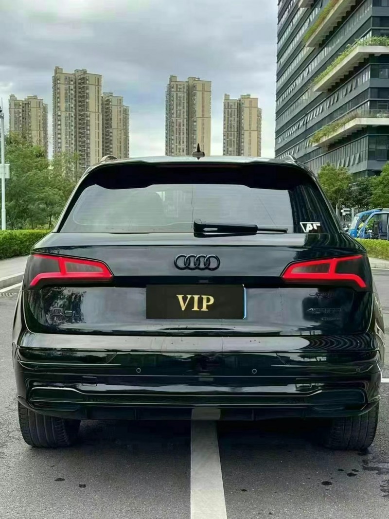 东莞20年奥迪Q59