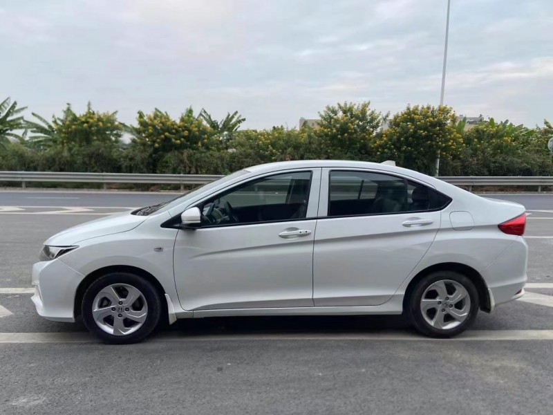 广州17年本田杰德6