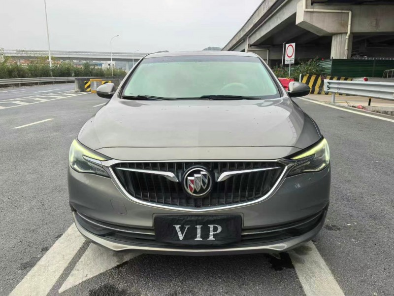 广州18年别克英朗1