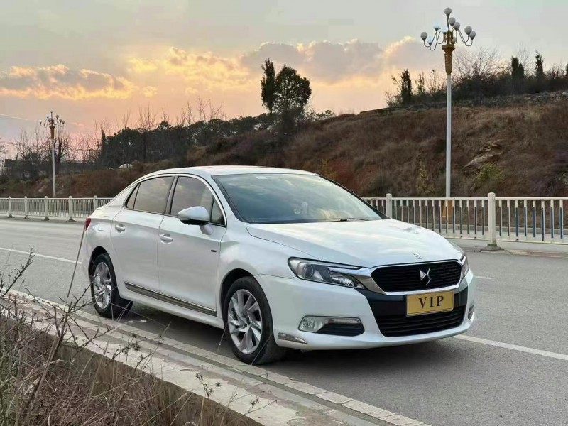 黔東南16年長安汽車Ds2
