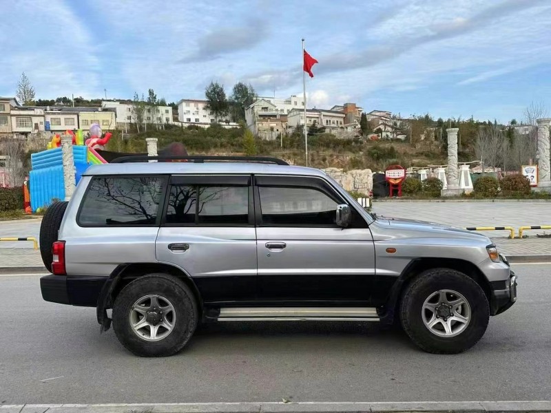 畢節17年獵豹汽車Q67