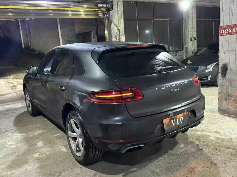 六盤水16年保時捷Macan8