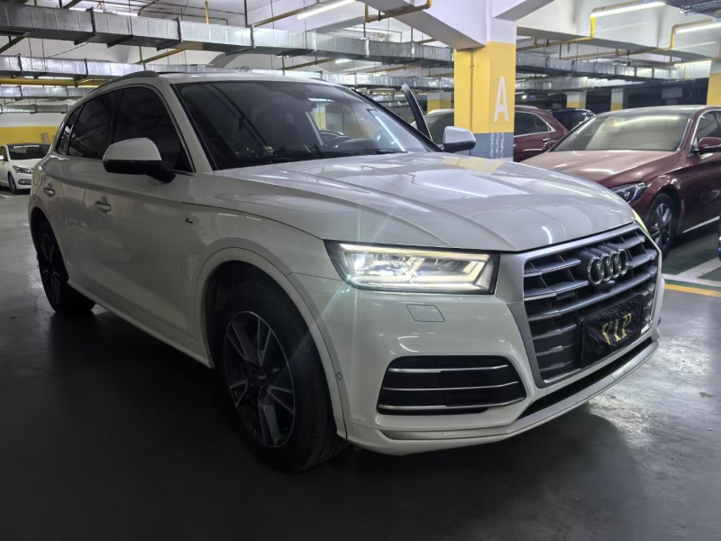 武漢20年奧迪Q52