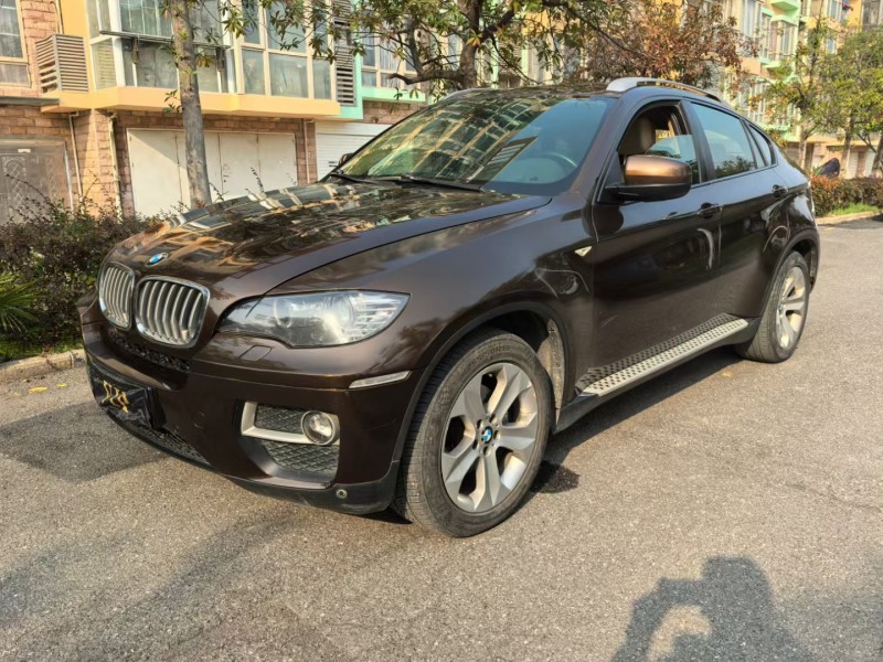 武漢14年寶馬X63