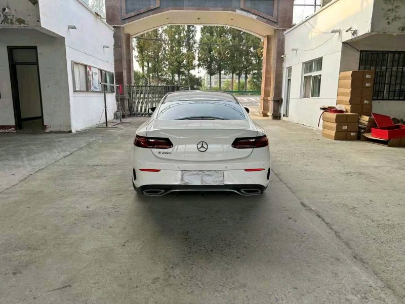 徐州22年奔驰E8