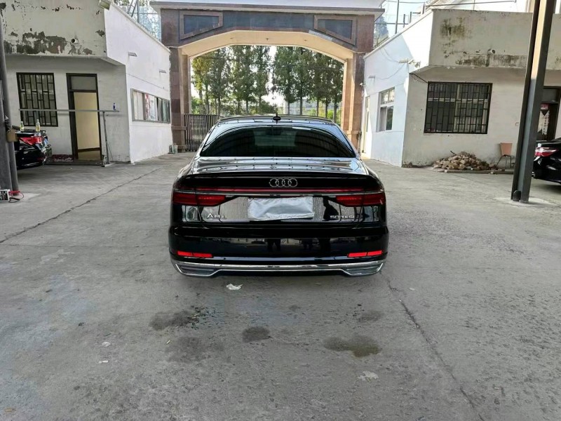 徐州19年奥迪A8L9