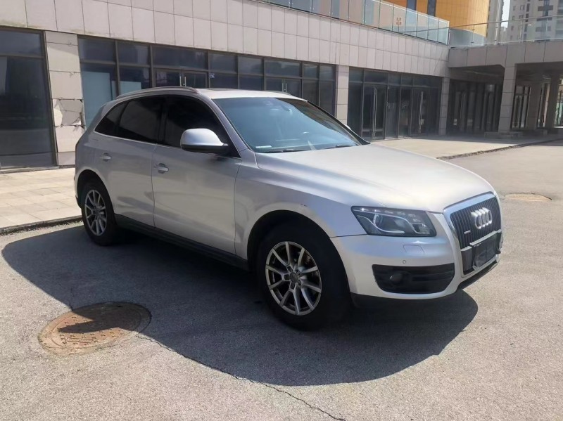 青岛12年奥迪Q52