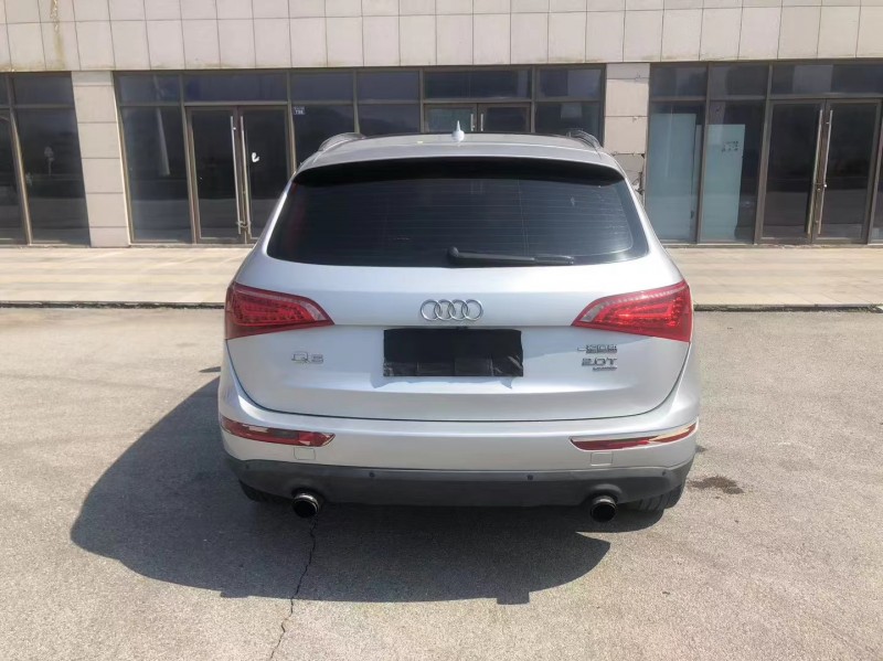 青岛12年奥迪Q59