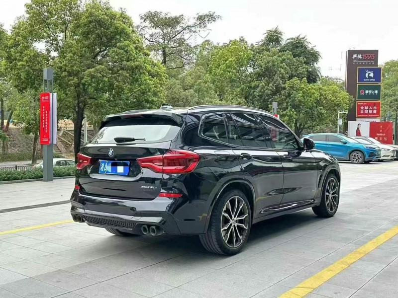 深圳21年寶馬X38