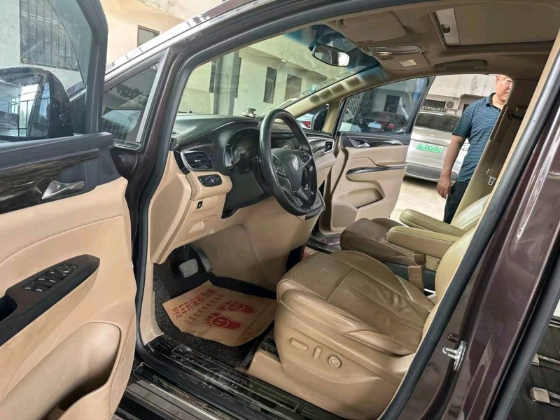 徐州17年别克GL85