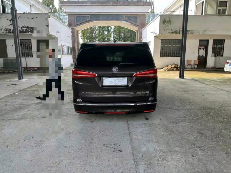 徐州17年别克GL89