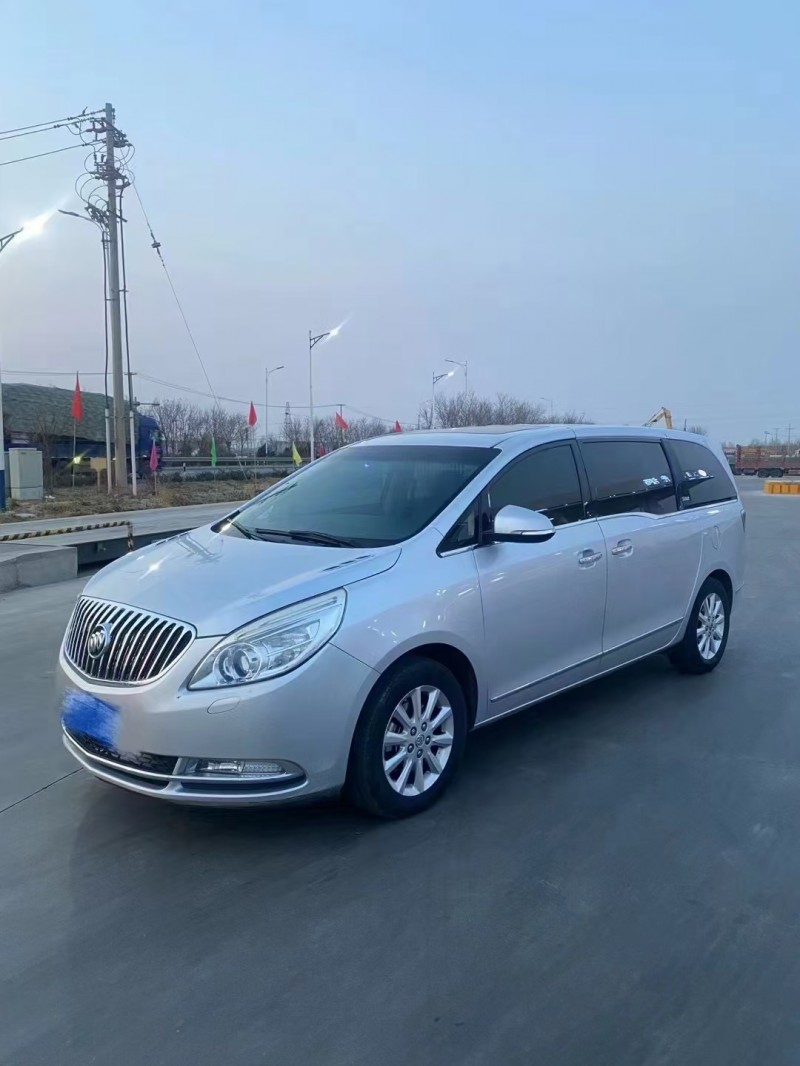 青岛13年别克GL83