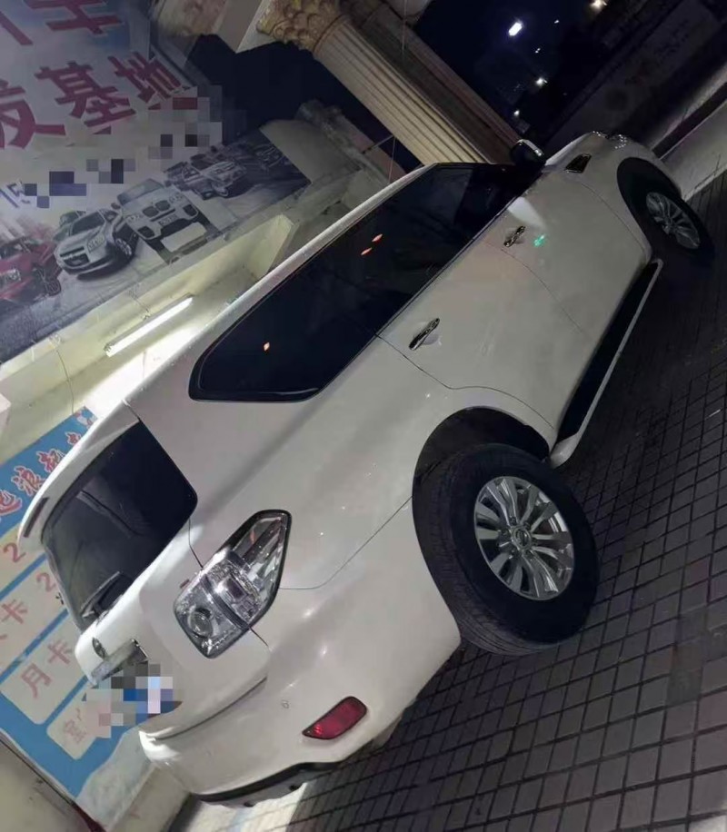 長沙18年日產途樂6