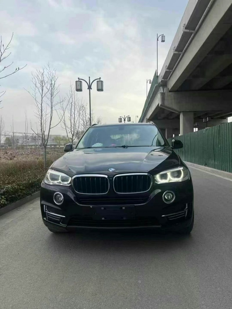 济宁15年宝马X53