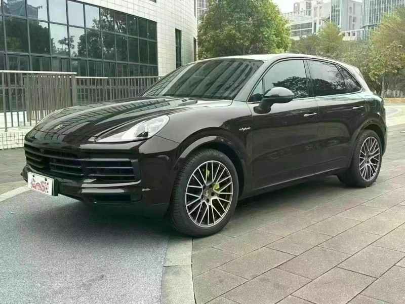 佛山23年保時捷卡宴9