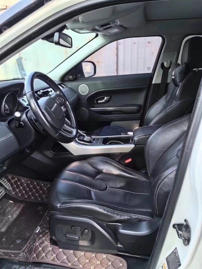 青岛13年路虎极光4