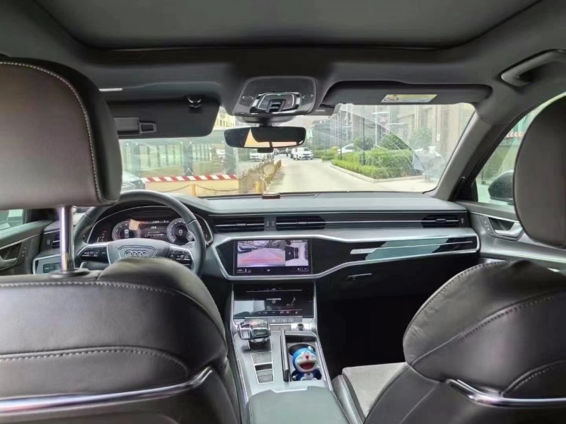 青岛21年奥迪A6L6