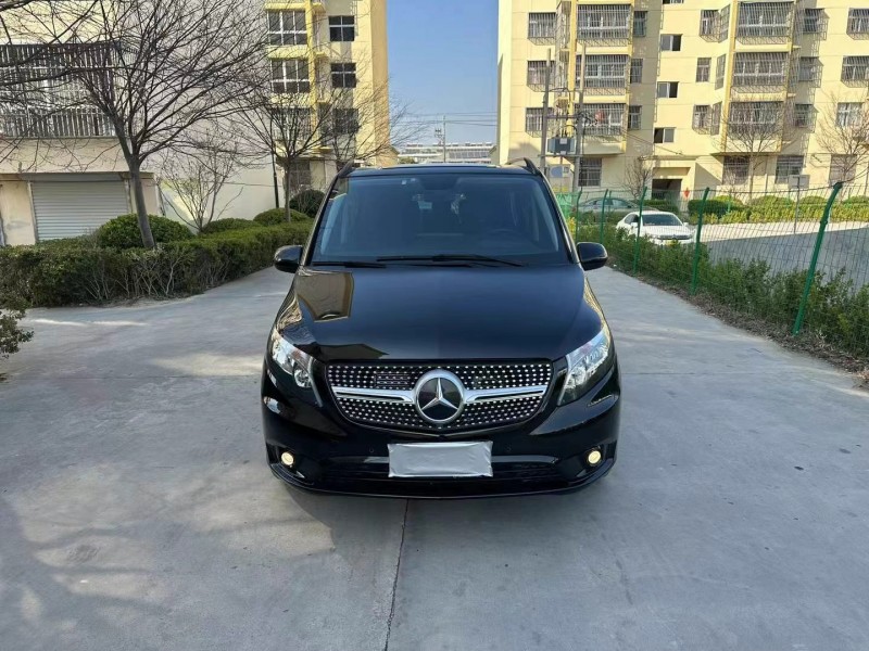 徐州22年奔驰威霆1